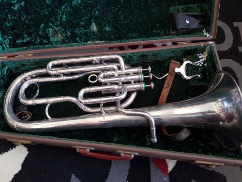 Triumphonic Tenor Horn